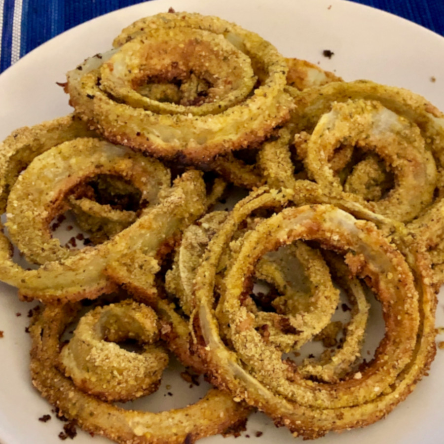 Vegatarian falafel crusted onion-rings